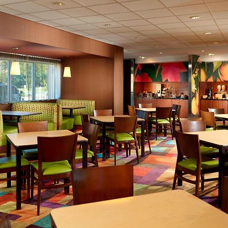 Fairfield Inn & Suites By Marriott Fayetteville North Экстерьер фото