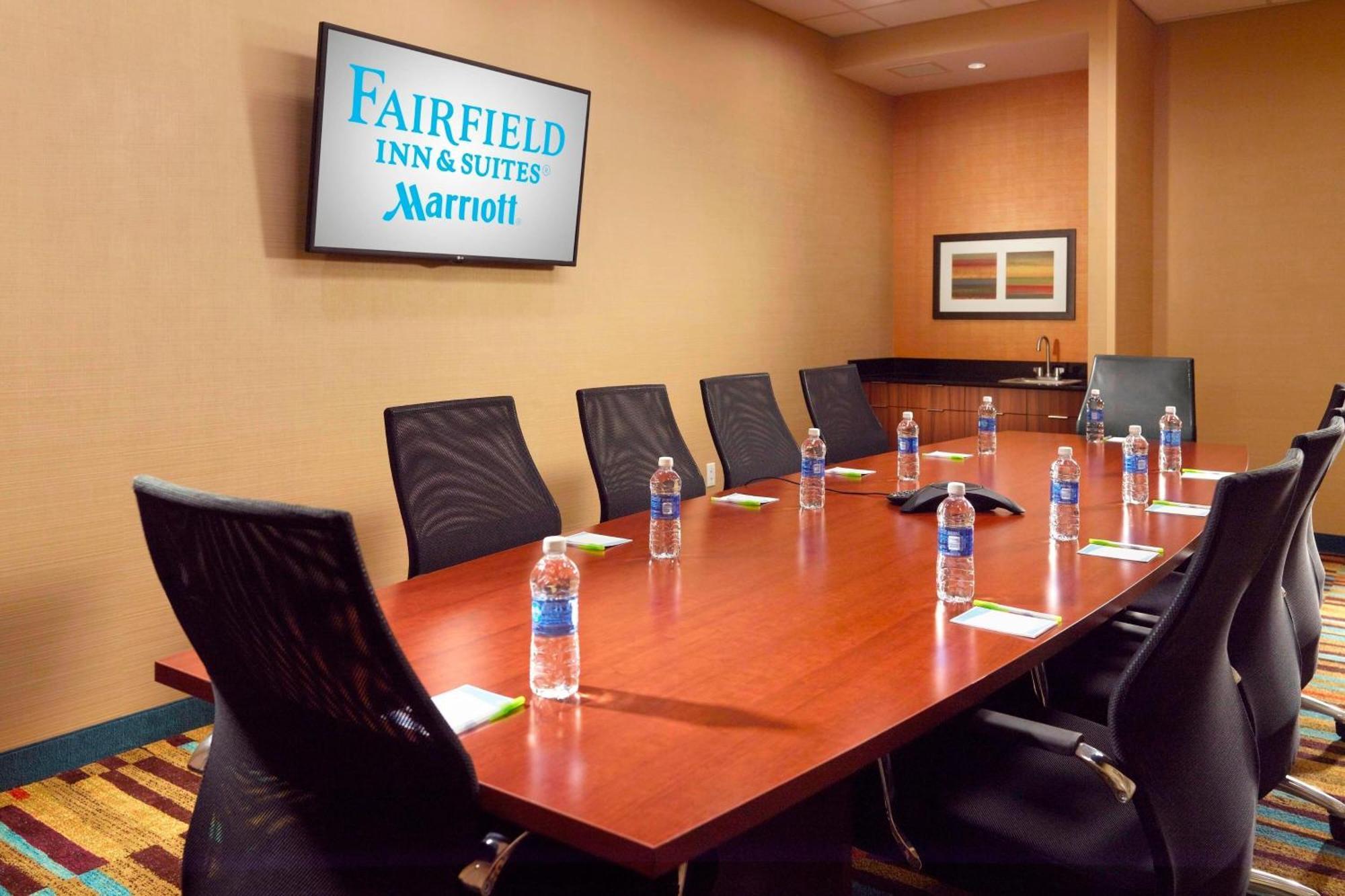 Fairfield Inn & Suites By Marriott Fayetteville North Экстерьер фото