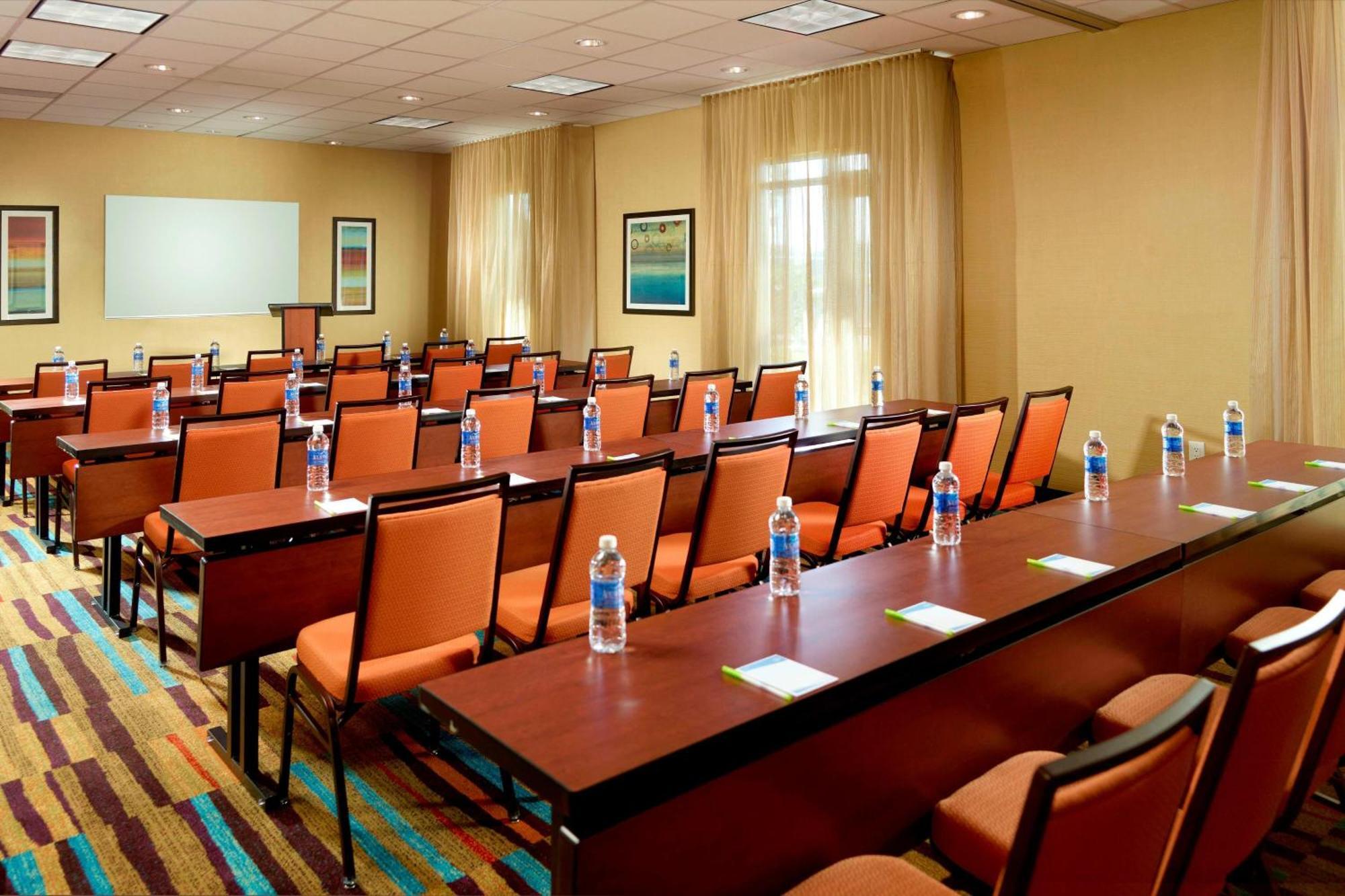 Fairfield Inn & Suites By Marriott Fayetteville North Экстерьер фото