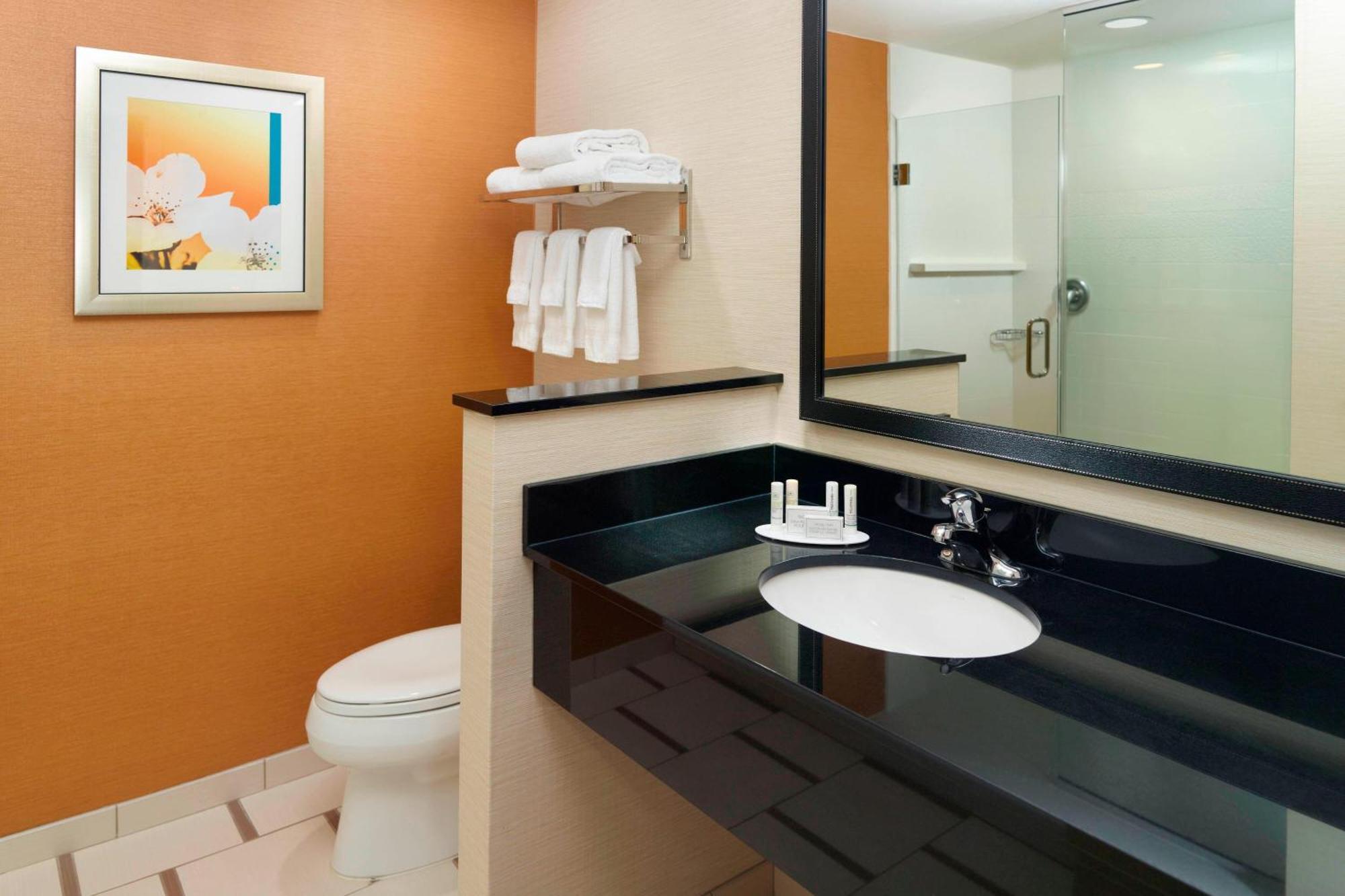 Fairfield Inn & Suites By Marriott Fayetteville North Экстерьер фото